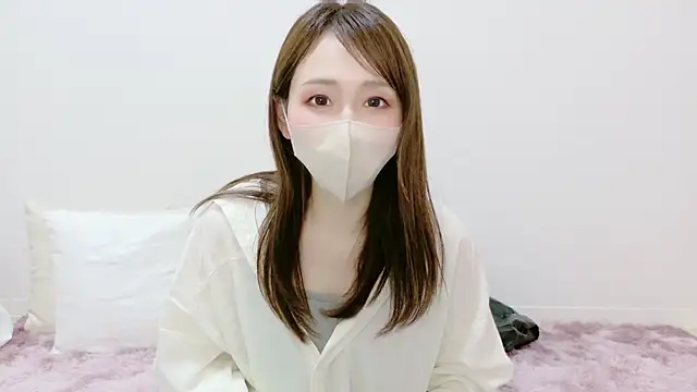 momoka  o0 online show from May 19, 4:30 am