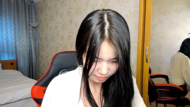 Akiba cute online show from May 19, 12:22 pm