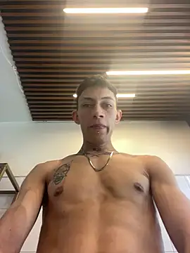 Snapshot of Timmy_Turner333 chatting on May 29, 12:58 pm Timmy Turner333 online show from May 29, 12:58 pm