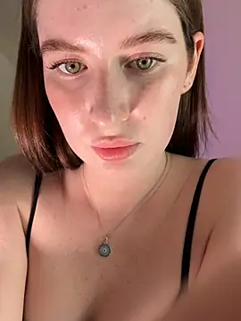 Snapshot of Lili_of_sin chatting on May 22, 9:59 am Lili of sin online show from May 22, 9:59 am