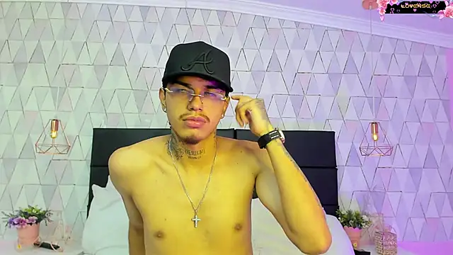 TysonRiggs online show from May 26, 12:12 pm