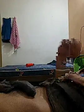 Snapshot of kangaroo_man1 chatting on April 29, 10:41 am kangaroo man1 online show from April 29, 10:41 am