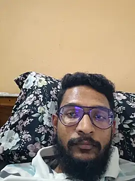 Snapshot of kangaroo_man1 chatting on May 7, 6:24 pm kangaroo man1 online show from May 7, 6:24 pm