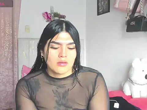 Snapshot of Melinabitchxx chatting on June 1, 7:37 pm Melinabitchxx online show from June 1, 7:37 pm