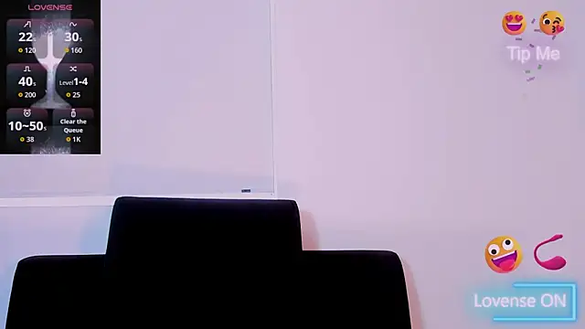 Snapshot of SahirCharm chatting on May 25, 11:16 am SahirCharm online show from May 25, 11:16 am