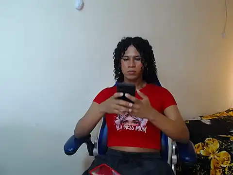 Snapshot of shanny_hilll chatting on May 25, 7:20 pm shanny hilll online show from May 25, 7:20 pm