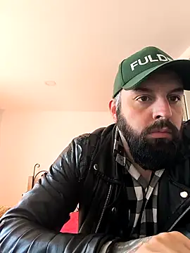 Snapshot of erikthor chatting on May 9, 2:22 pm erikthor online show from May 9, 2:22 pm