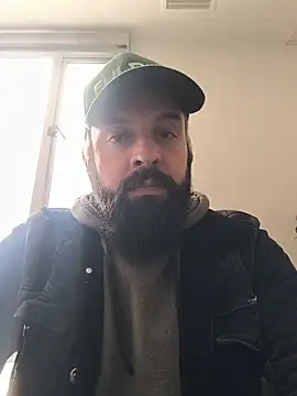 Snapshot of erikthor chatting on May 18, 6:36 pm erikthor online show from May 18, 6:36 pm