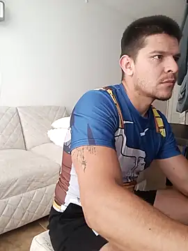 Snapshot of felipe_fitness chatting on April 30, 10:14 pm felipe fitness online show from April 30, 10:14 pm