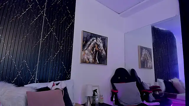 Bonnie Rider online show from May 29, 2:59 pm