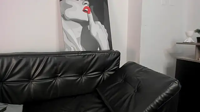 KiaraaBlack online show from May 12, 9:23 pm