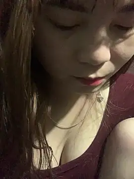 Snapshot of Puzy06 chatting on April 29, 6:47 pm Puzy06 online show from April 29, 6:47 pm