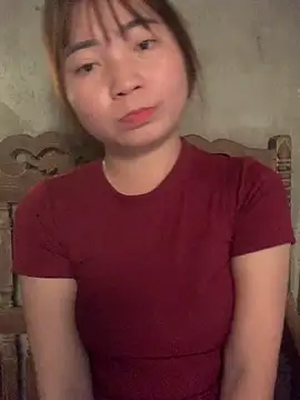 Snapshot of Puzy06 chatting on May 5, 10:34 am Puzy06 online show from May 5, 10:34 am
