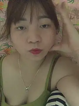 Snapshot of Puzy06 chatting on May 27, 3:47 am Puzy06 online show from May 27, 3:47 am