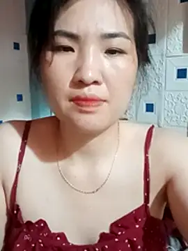 Kee2000 online show from June 24, 3:33 pm