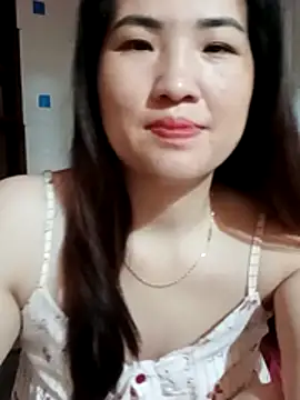 Kee2000 online show from June 27, 3:28 pm