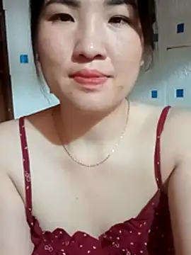 Kee2000 online show from July 6, 2:36 pm