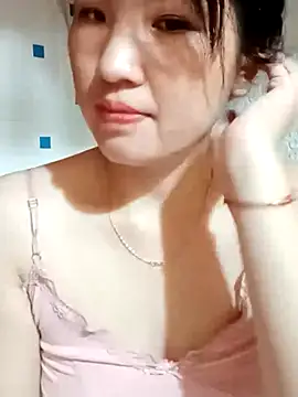 Kee2000 online show from July 11, 2:53 pm