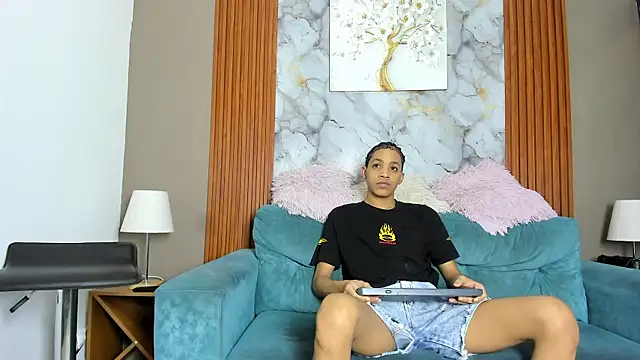 Snapshot of LOVE_GUYS1 chatting on May 1, 1:26 pm LOVE GUYS1 online show from May 1, 1:26 pm