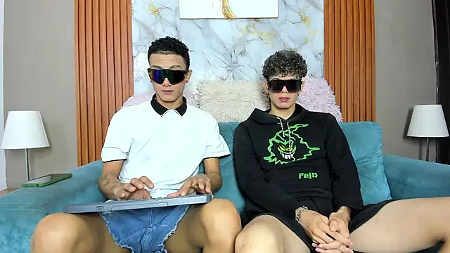 KING BOYS2026 online show from May 9, 1:33 am
