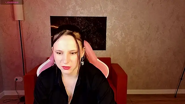 Julia Shyy online show from May 19, 1:56 am