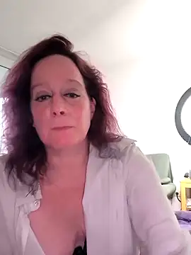 Jazz Rose online show from May 7, 6:35 pm