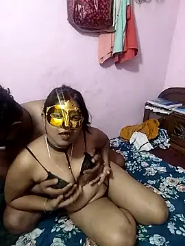 Snapshot of Dark_fun00 chatting on May 10, 6:18 am Dark fun00 online show from May 10, 6:18 am