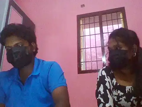 Snapshot of Tamil_couple_chennai chatting on June 2, 7:32 am Tamil couple chennai online show from June 2, 7:32 am