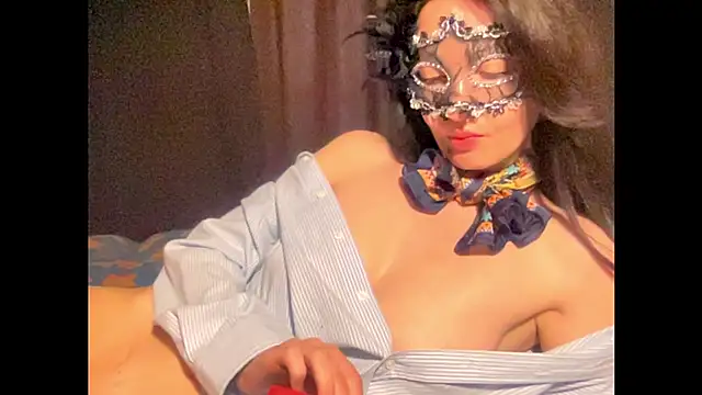 LillyRoux  online show from May 25, 4:07 am