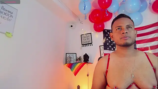 Snapshot of Jay_raze chatting on July 4, 12:33 pm Jay raze online show from July 4, 12:33 pm