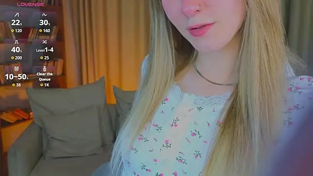 MilliBrownn online show from May 9, 10:53 am