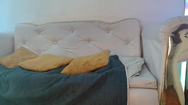Snapshot of Bebecita_Hot chatting on May 27, 1:57 am Bebecita Hot online show from May 27, 1:57 am