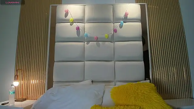 Megann Rousee online show from May 8, 11:48 am