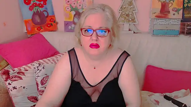 Maturelove xxx online show from May 29, 7:01 pm