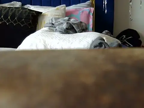 Snapshot of Marie_anne2 chatting on June 12, 11:42 am Marie anne2 online show from June 12, 11:42 am