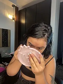 sweet dollLilith online show from May 27, 2:03 pm