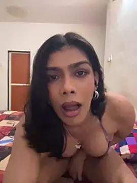 Snapshot of Mayra_xx chatting on May 24, 6:24 pm Mayra xx online show from May 24, 6:24 pm