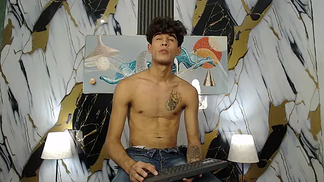 LUCKY BOX2026 online show from May 3, 7:42 pm