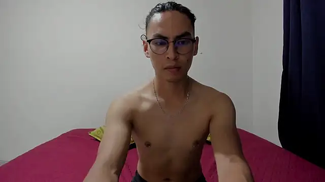 AntoniodeArmas online show from May 10, 12:38 am