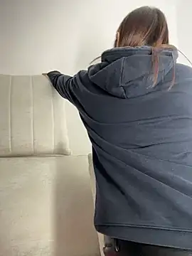 EmilyCxx online show from May 3, 4:29 am