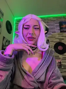 BlueElyxra online show from May 16, 4:42 am