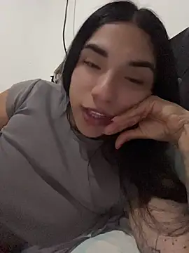 Snapshot of InesD_Arcy chatting on May 24, 12:26 am InesD Arcy online show from May 24, 12:26 am