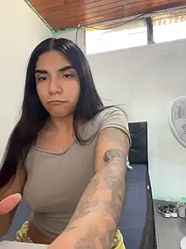 Snapshot of InesD_Arcy chatting on May 30, 5:10 pm InesD Arcy online show from May 30, 5:10 pm