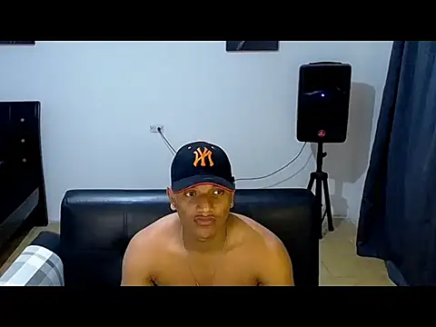 Snapshot of Ian_Arcia chatting on May 11, 11:13 pm Ian Arcia online show from May 11, 11:13 pm
