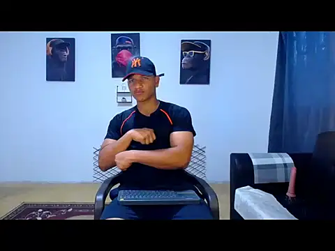 Snapshot of Ian_Arcia chatting on May 20, 10:38 pm Ian Arcia online show from May 20, 10:38 pm