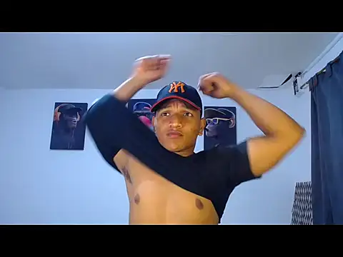 Snapshot of Ian_Arcia chatting on May 24, 12:48 am Ian Arcia online show from May 24, 12:48 am