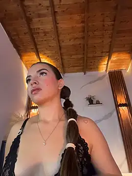 Snapshot of catalina_lafer chatting on May 21, 12:56 pm catalina lafer online show from May 21, 12:56 pm