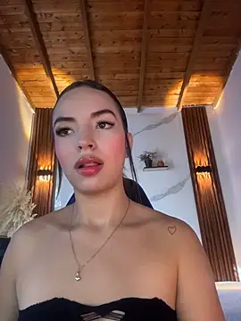 Snapshot of catalina_lafer chatting on May 22, 12:33 pm catalina lafer online show from May 22, 12:33 pm
