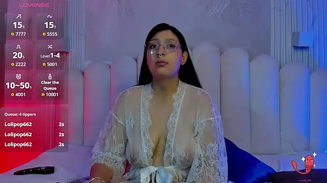 Snapshot of Svetlana_3 chatting on May 21, 8:10 am Svetlana 3 online show from May 21, 8:10 am
