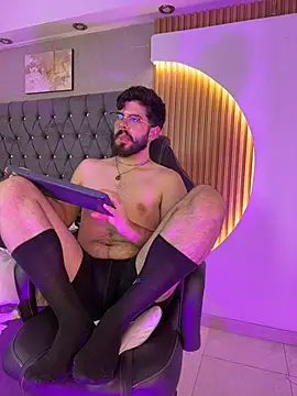 DomBoy  online show from May 27, 1:57 am